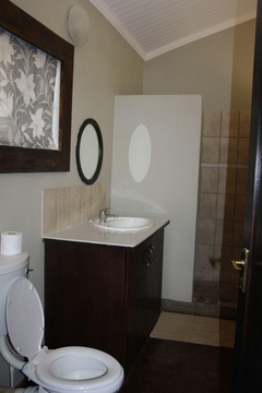 Windhoek Accommodation Bathroom Amenities